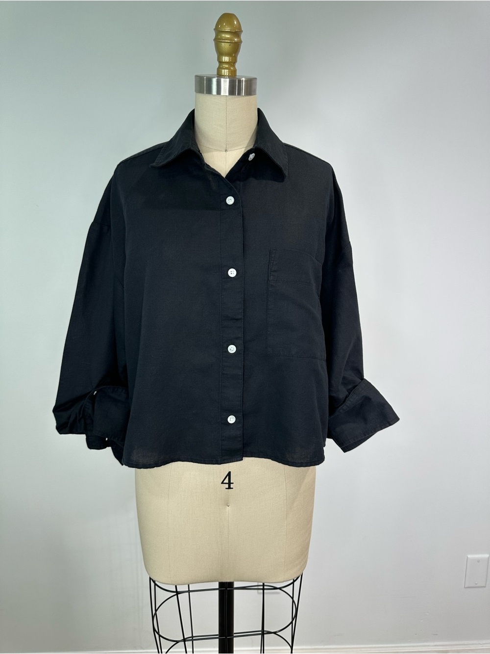 Madewell Black Crop Linen and Cotton Button-Up Shirt